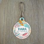 Placa para mascota con código QR - Perfil en Línea.